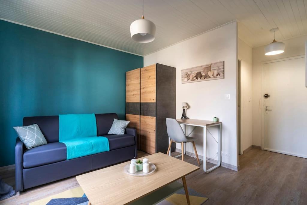 Studio Cosy Proche Du Centre + Parking Gratuit Cluses Bagian luar foto